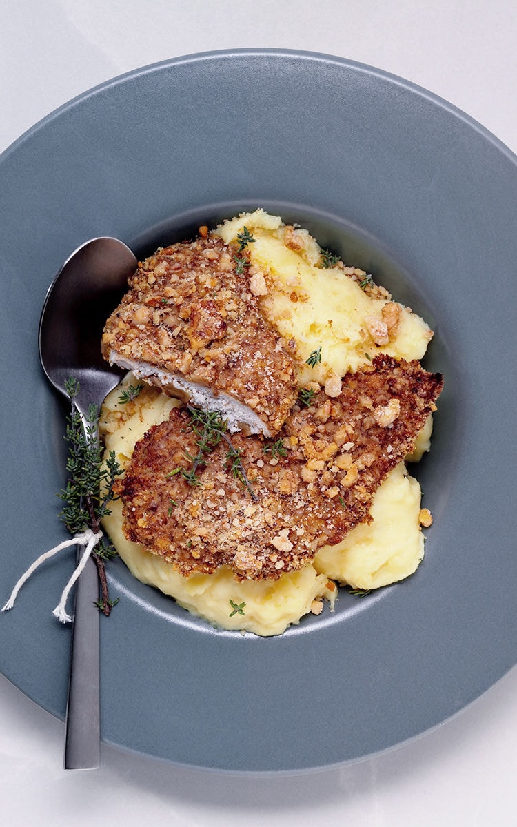Nussiges, knuspriges Hähnchen mit Kartoffelpüree