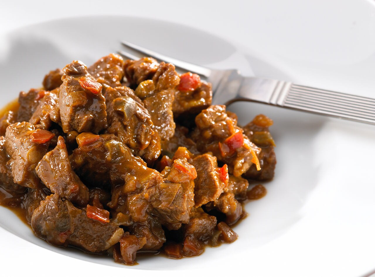 Carne tierna de ternera en su jugo