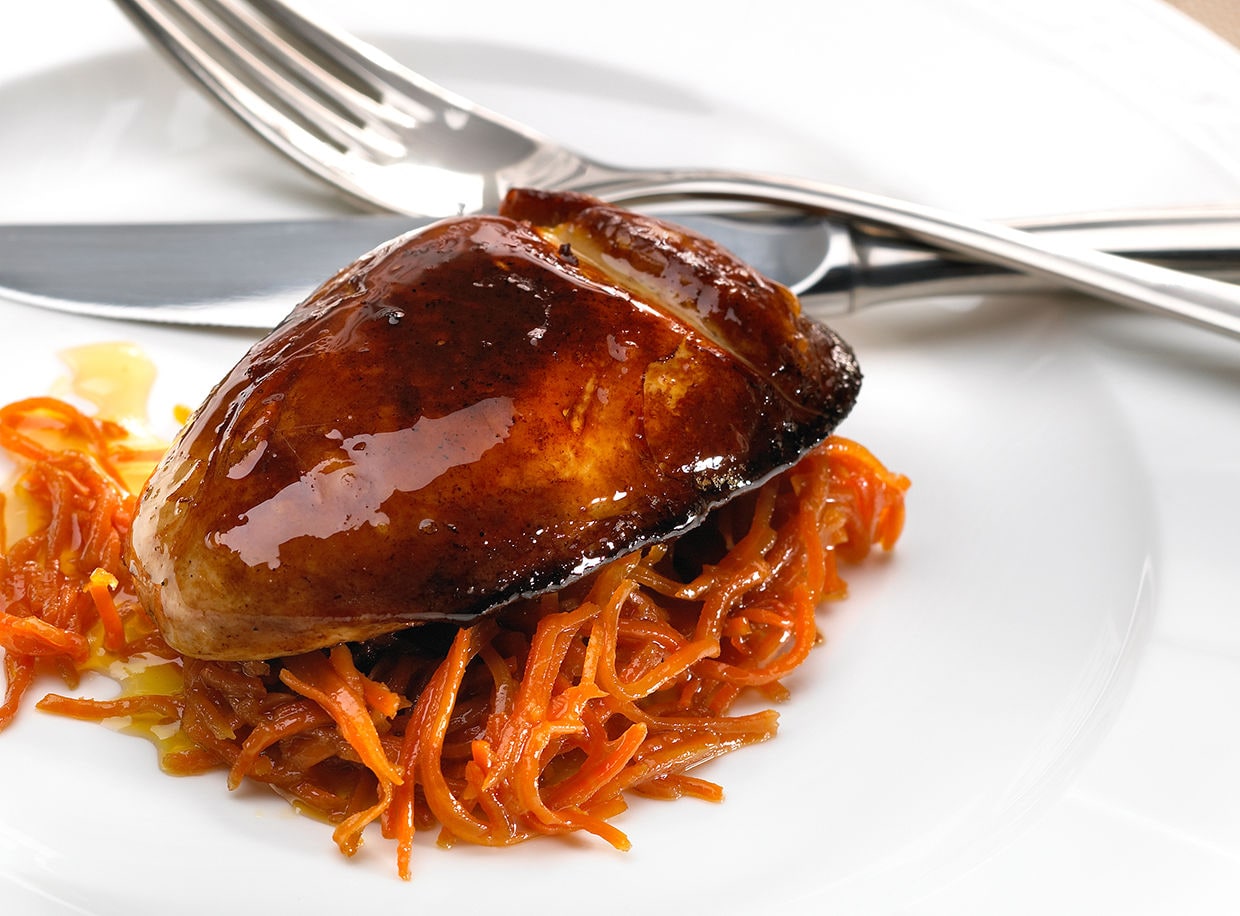 RFOIE GRAS SALTEADO CON ZANAHORIA, MIEL Y CANELA