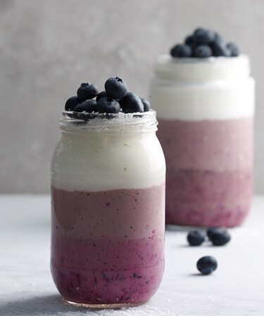 blueberrycoconutlayeredsmoothie_Mobile 375x450