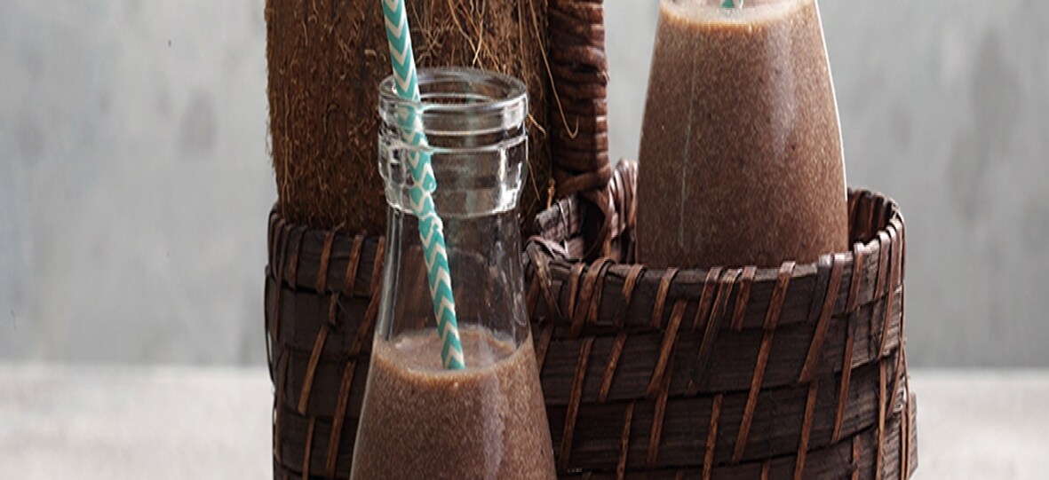 Coconut and Banana Cocoa Milkshake