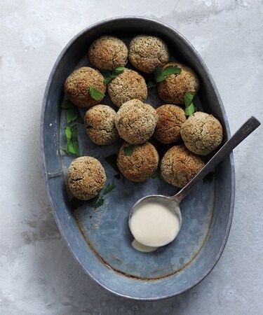 ovenbakedfalafel_Mobile 375x450