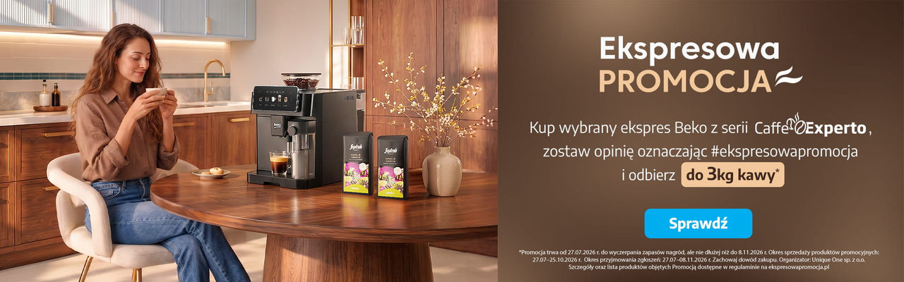 Kobieta pijąca kawę z ekspresu Beko