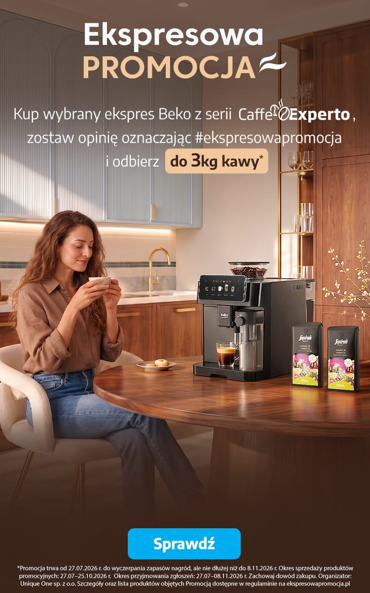 Kobieta pijąca kawę z ekspresu Beko
