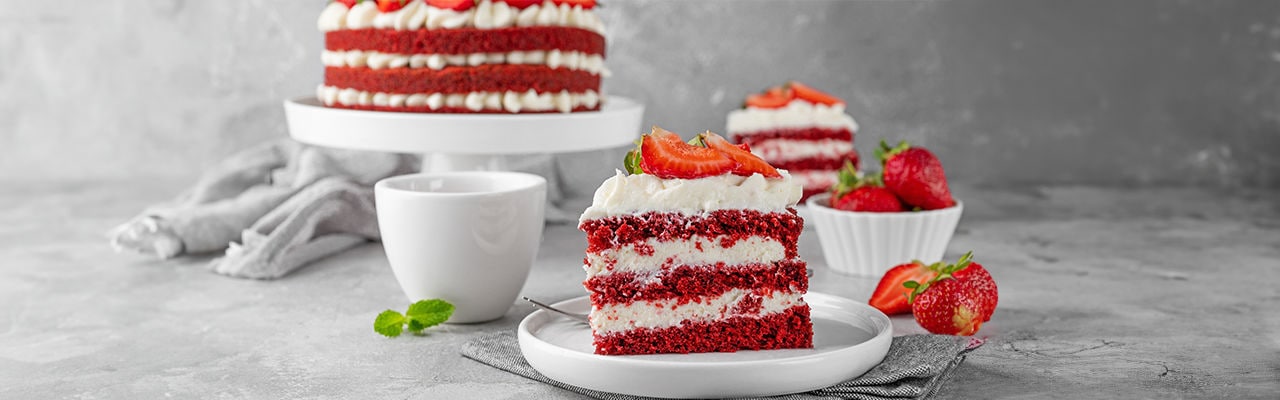 prajitura_cu_capsuni_si_frisca_header_desktop