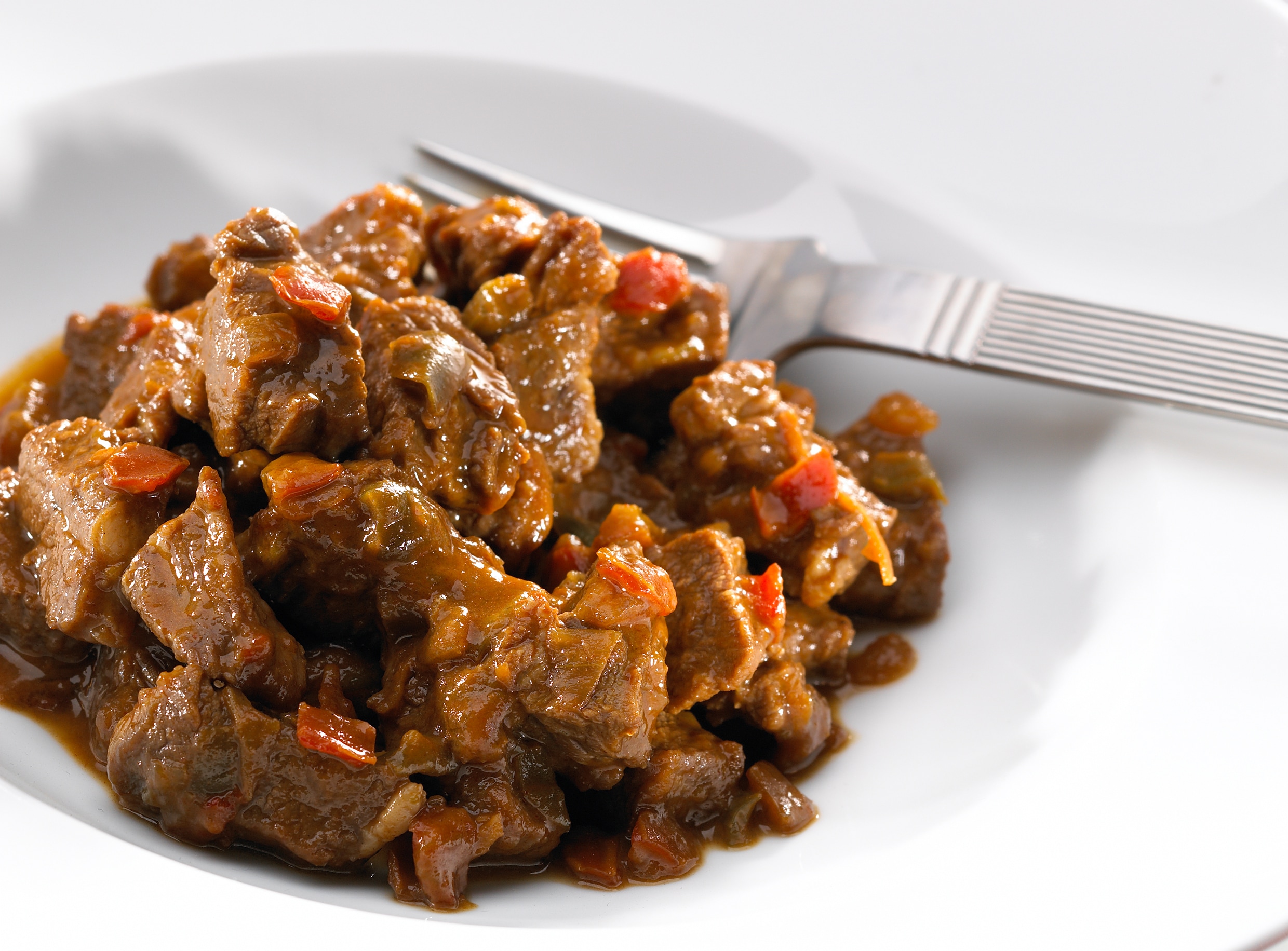 Carne tierna de ternera en su jugo