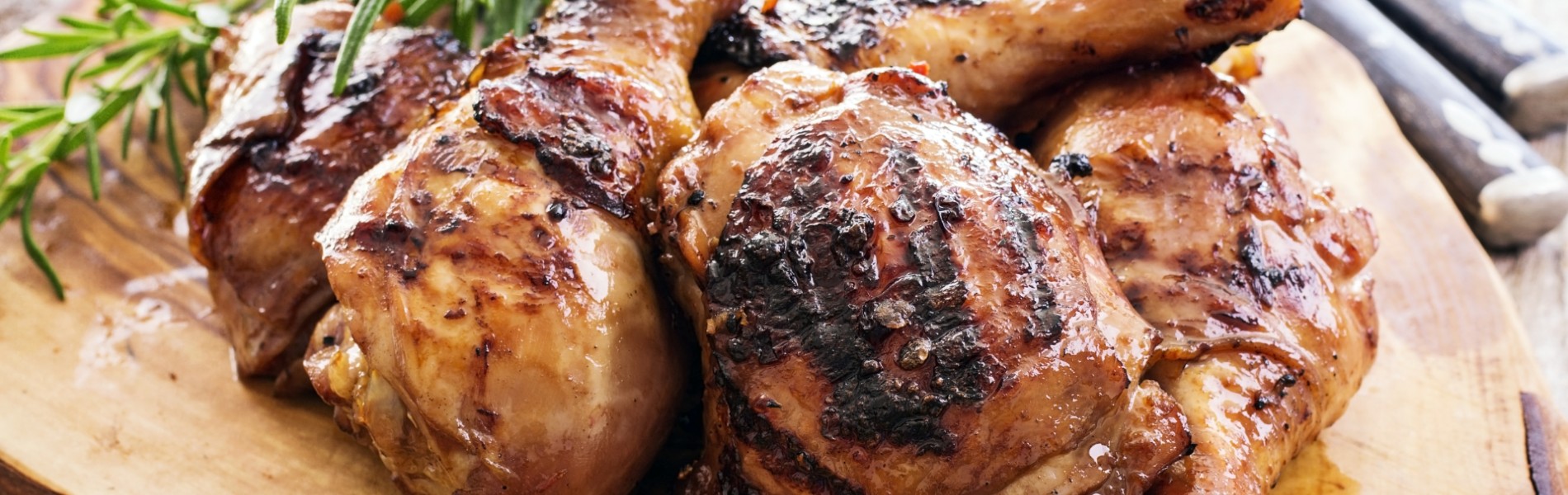 ¿Cómo descongelar pollo rápido?