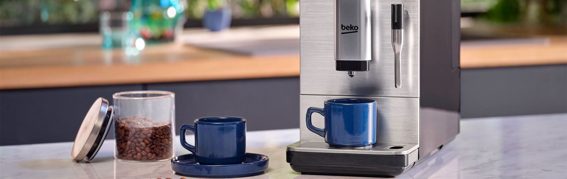 ¿Cómo hacer café en una cafetera automática?