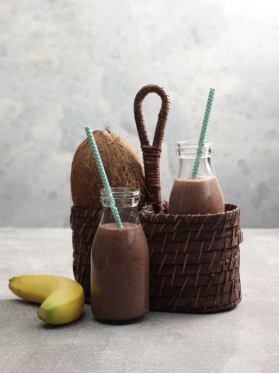 Batido de coco, plátano y cacao