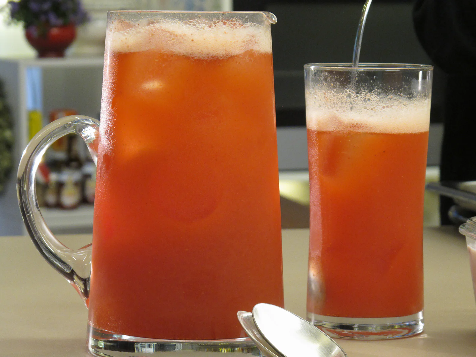 Bebida gaseosa de fresas 