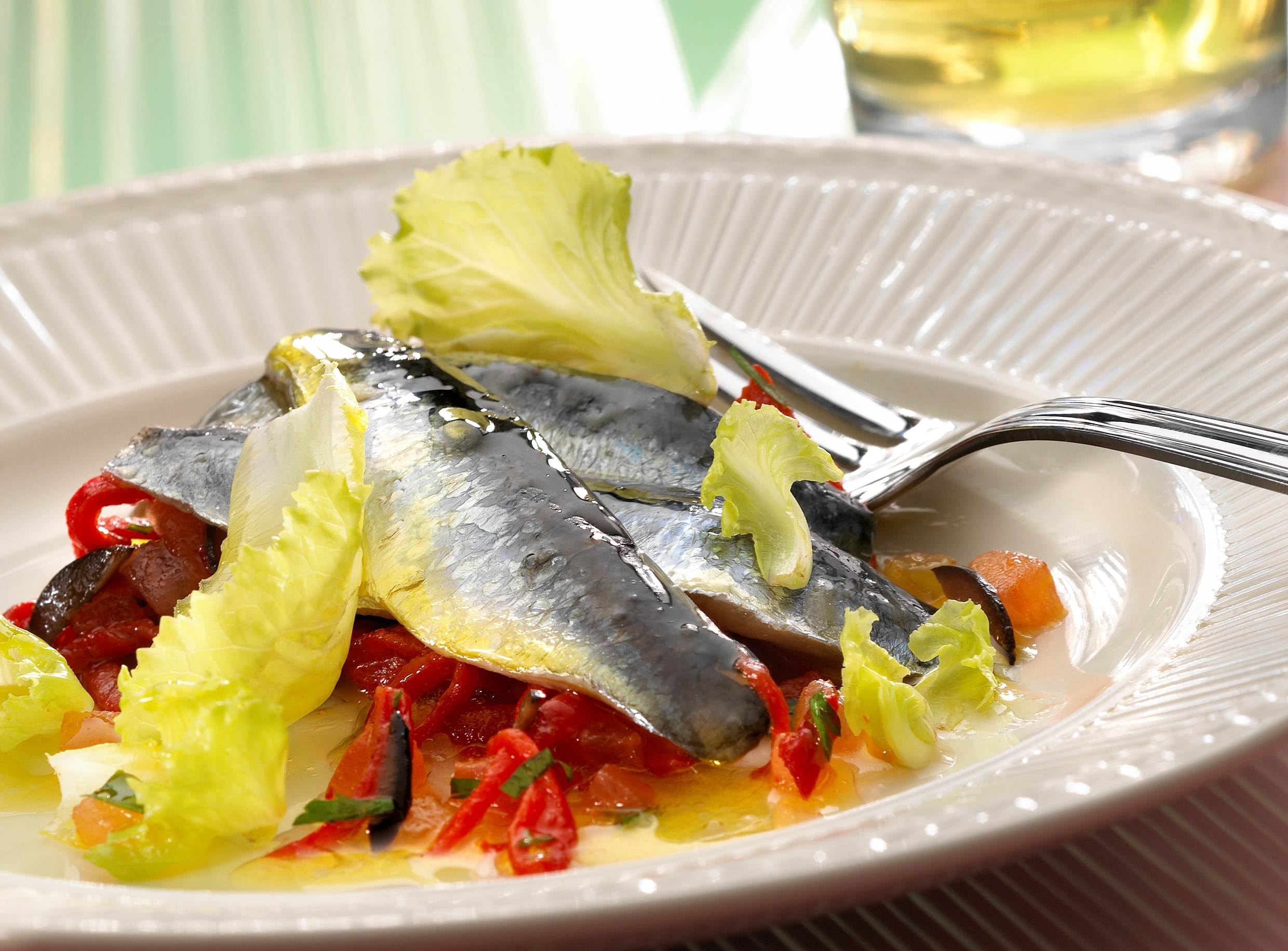 Ensalada de sardinas con pimientos