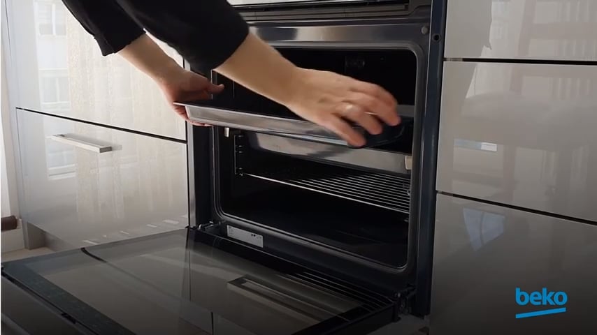 Is it normal for bad odours on first oven use