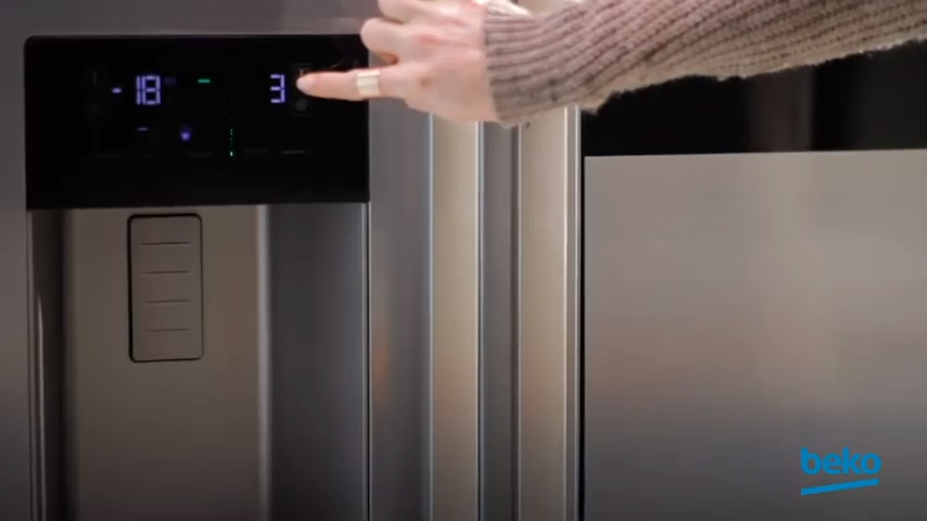 How to use the fridge ice machine