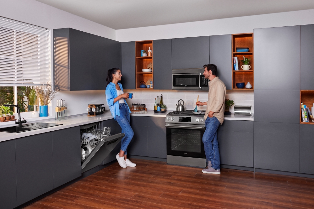 lifestyle_DUT36522W_SLGR30423SS_2023.jpg