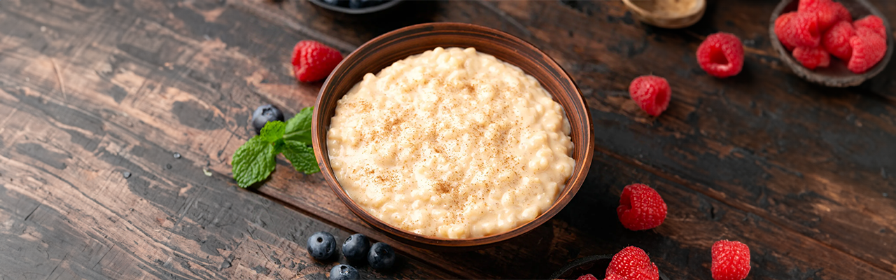 Porridge de ovaz: 6 idei pentru un mic dejun hranitor