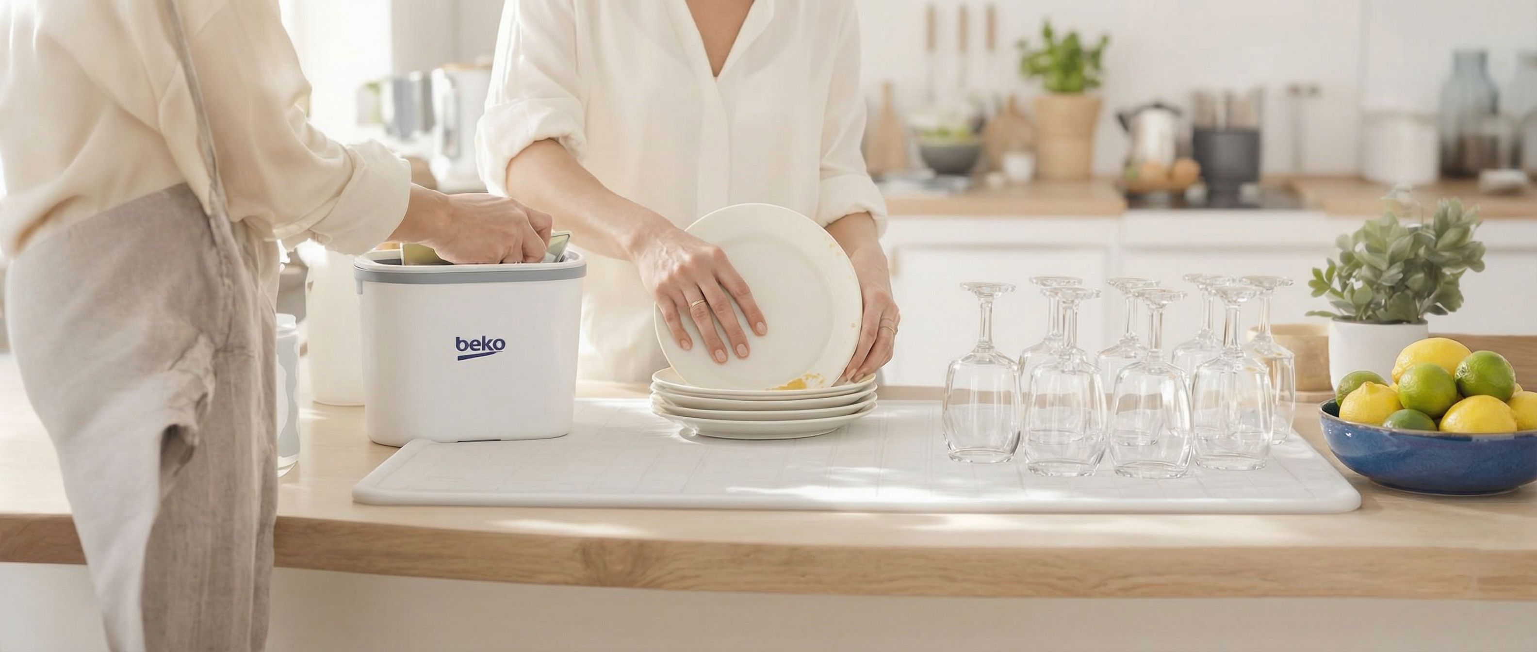 10 PowerIntense Tricks for Cleaner Kitchens