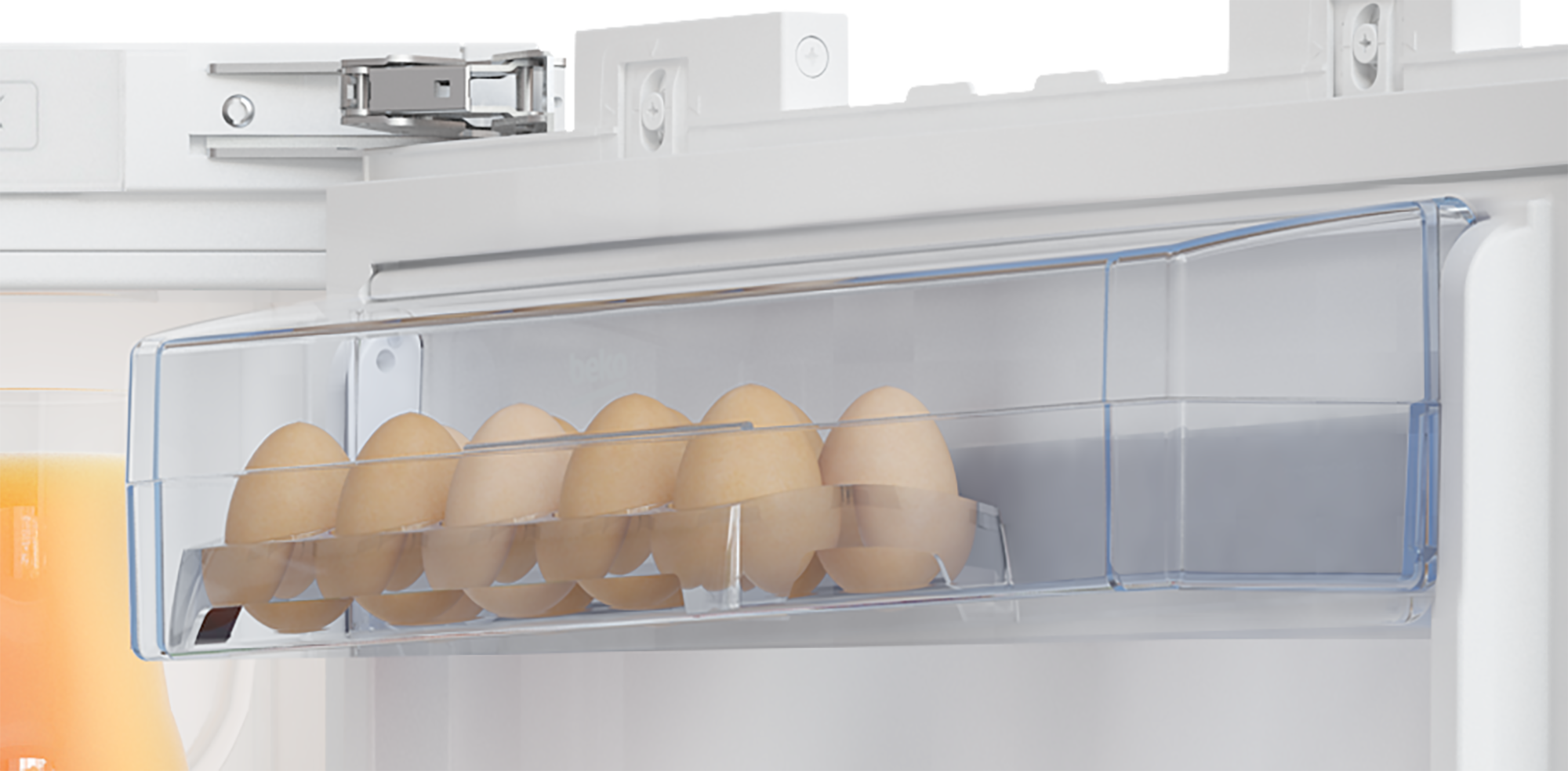 BCN130 Integrated Fridge Freezer (Freezer Bottom, 55.6 cm) BEKO